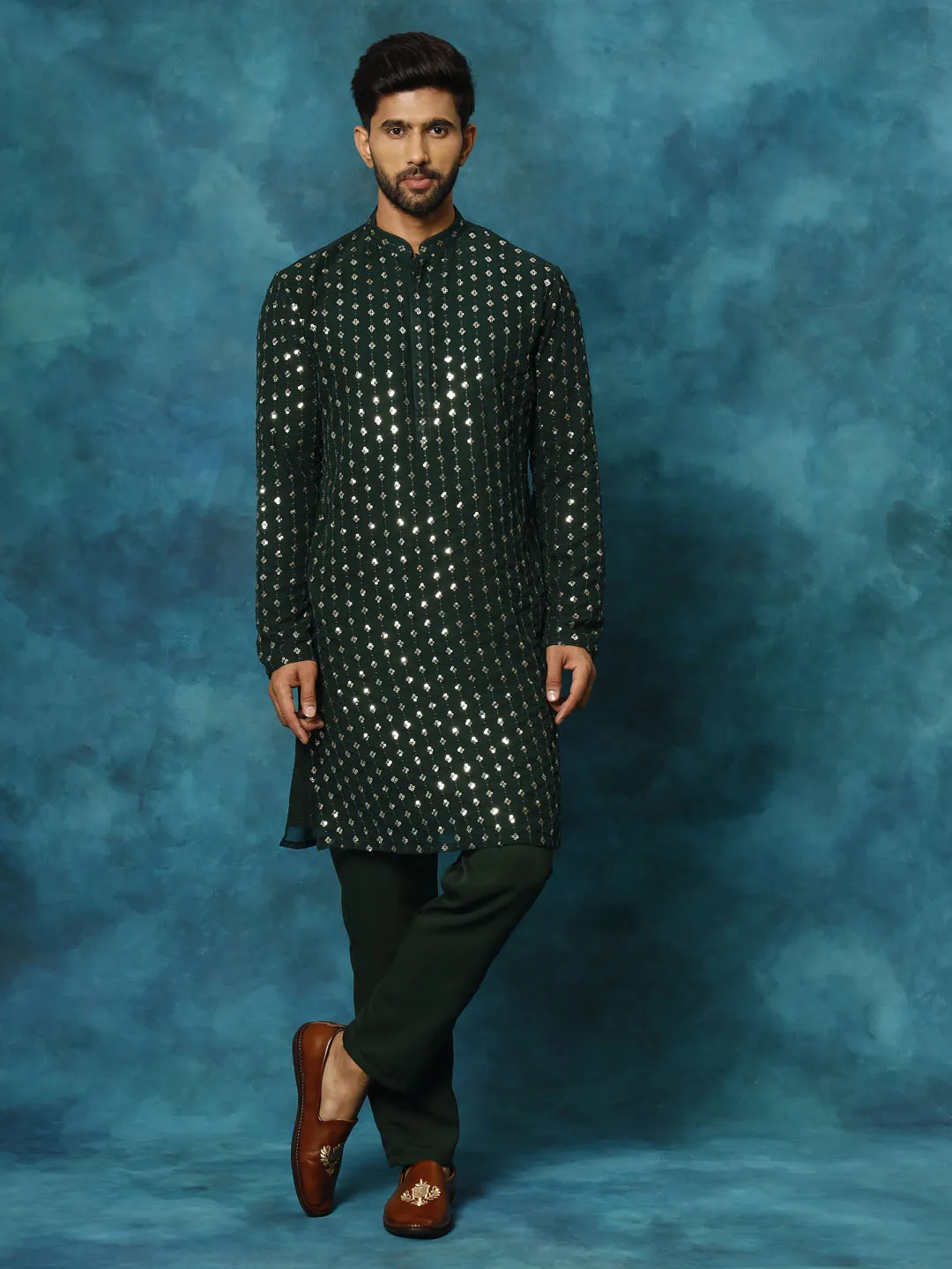 VASTRAMAY Men's Green Georgette Sequins Kurta